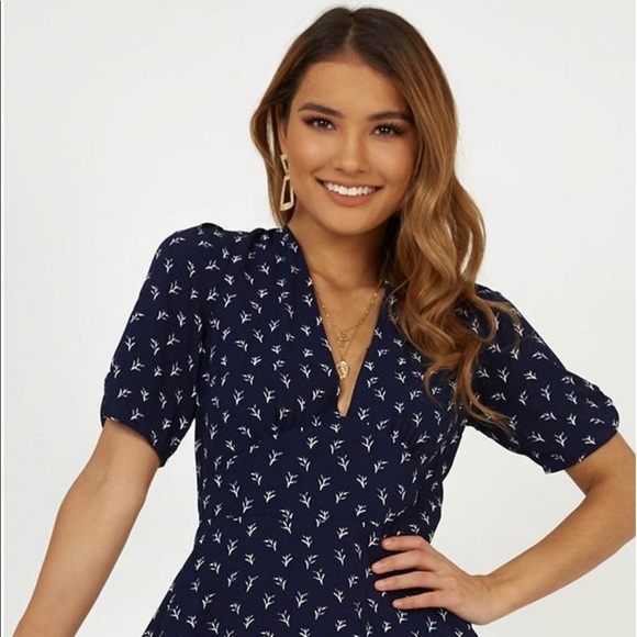 Showpo Mini Dress in Navy Blue Floral - Picture 2 of 9